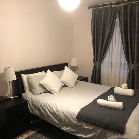 Lovely One Bed Apartment To Rent Лондон Экстерьер фото